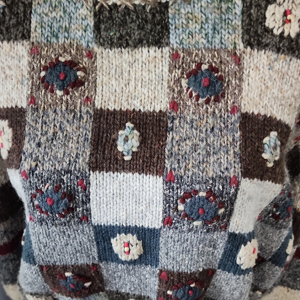 Limited Elegant Patchwork Turtleneck Sweater - image 5